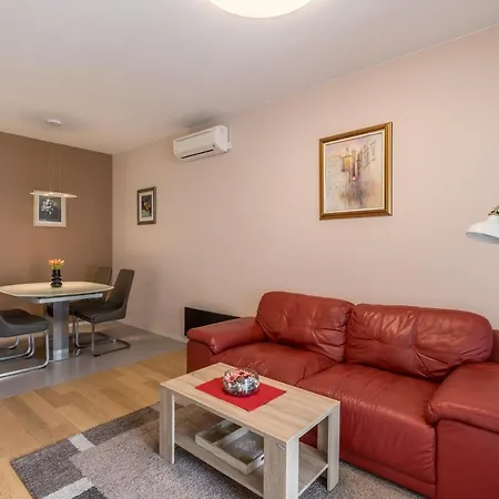 Faye Apartman Split